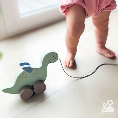 Wooden pull toy Dino